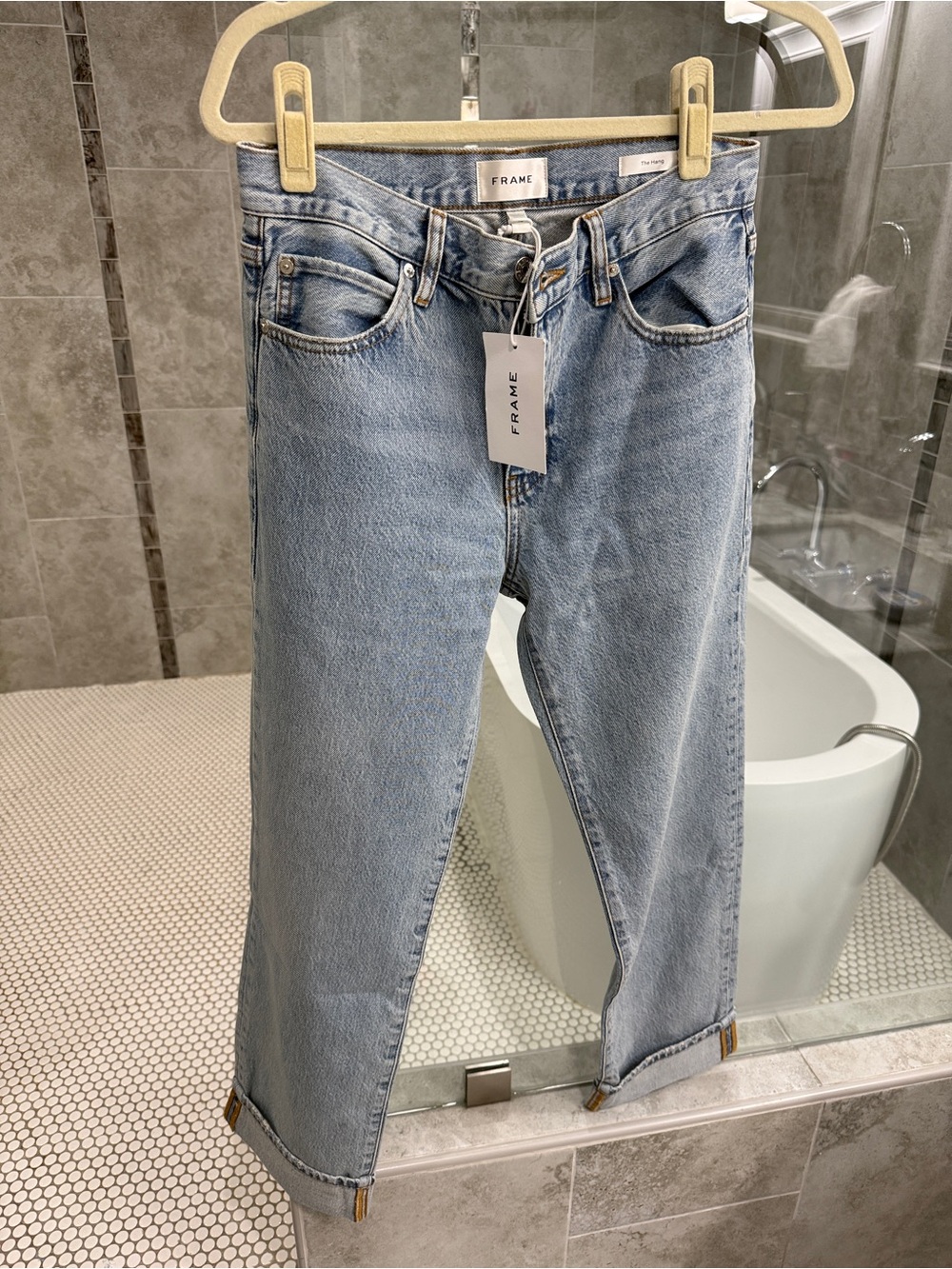 Frame Denim Women’s Light Wash Straight-Leg Jeans - NWT size 25
